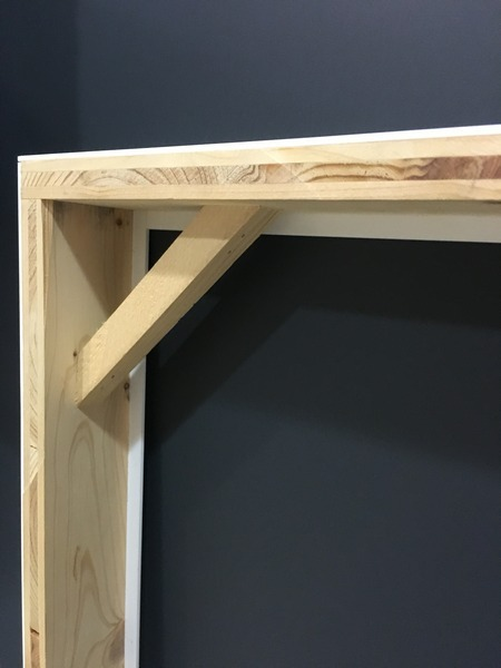 Falsotelaio classico di nostra produzione in legno e PVC.
